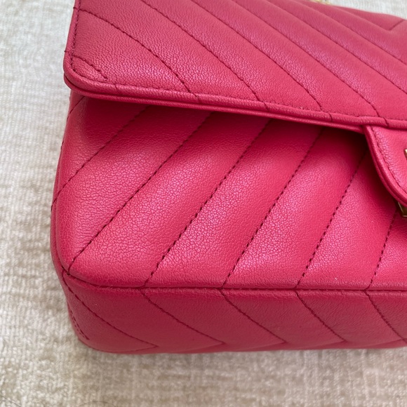 Chanel 2.55 reissue in pink sheepskin - Picture 4 of 11